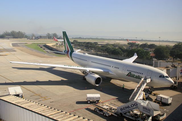 Airbus A330-300 (EI-EJG)