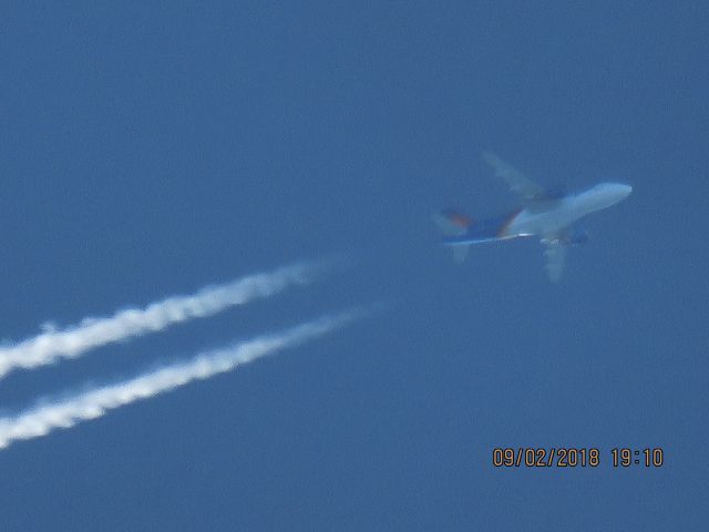 Airbus A319 (N312NV)