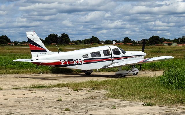 Piper Saratoga (PT-RAF)