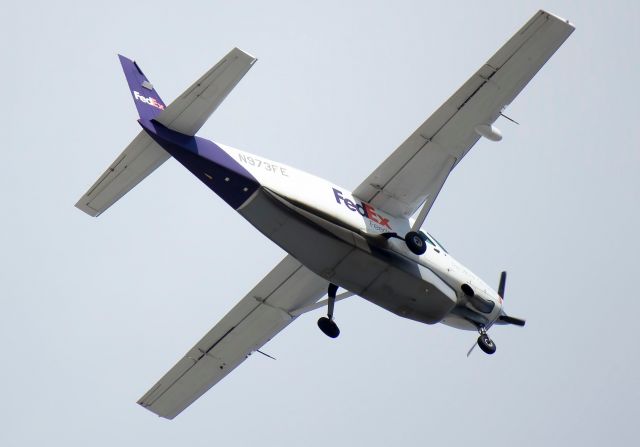 Cessna Caravan (N973FE)