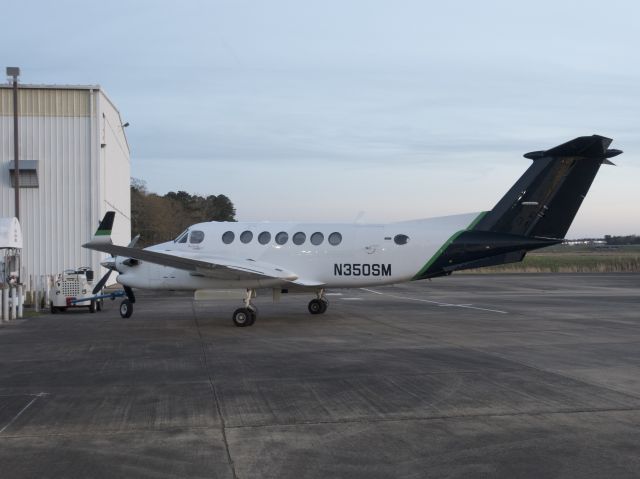 Beechcraft Super King Air 300 (N350SM) - 6 MAR 2018