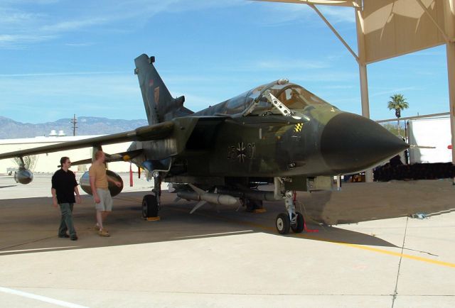 — — - Davis Monthan AFB air show 2005