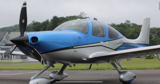 Cirrus SR-22 (N290WA)