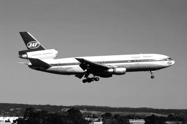 Airbus A320 (OH-LHA) - JAT - YUGOSLAV AIRLINES - DOUGLAS DC-10-30 - REG : OH-LHA (CN 47956/181) - ADELAIDE INTERNATIONAL AIRPORT SA. AUSTRALIA - YPAD (21/2/1988)