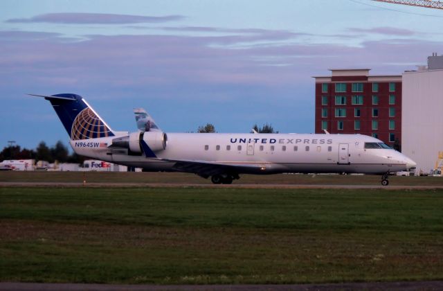 Canadair Regional Jet CRJ-200 (N964SW) - Arriving from Chicago on rwy 7.