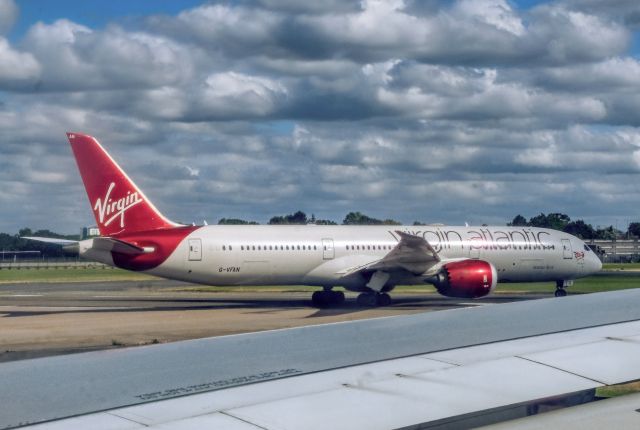 Boeing 787-9 Dreamliner (G-VFAN) - Virgin 787-9 on the taxiway about to turn onto the runway for takeoff