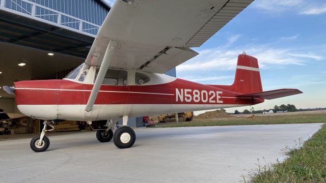 Cessna Commuter (N5802E)