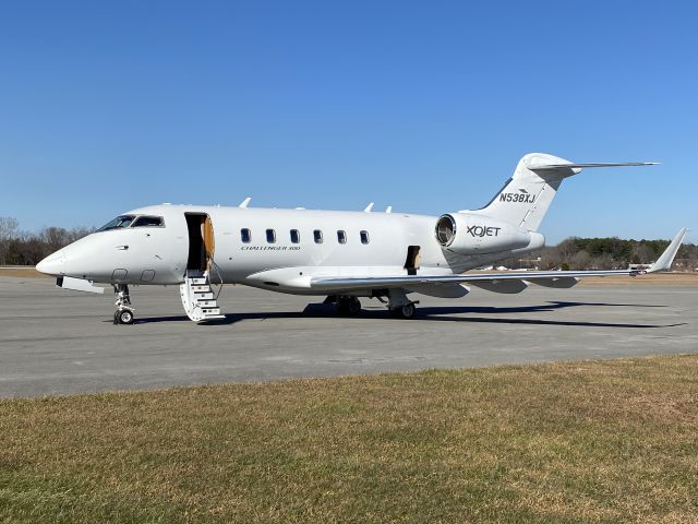 Bombardier Challenger 300 (N538XJ) - Date Taken: December 3, 2021br /Airport: London-Corbin Airport