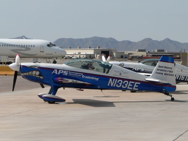 EXTRA EA-300 (N133EE) - July 21, 2007.