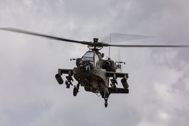 Boeing Longbow Apache — - Republic of Singapore Air Force AH-64D Apache Longbow