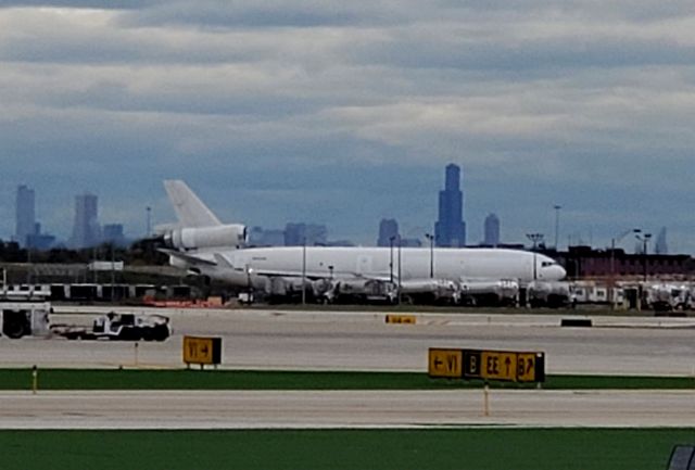 Boeing MD-11 (N543JN) - MD11 Cargo leaving ORD