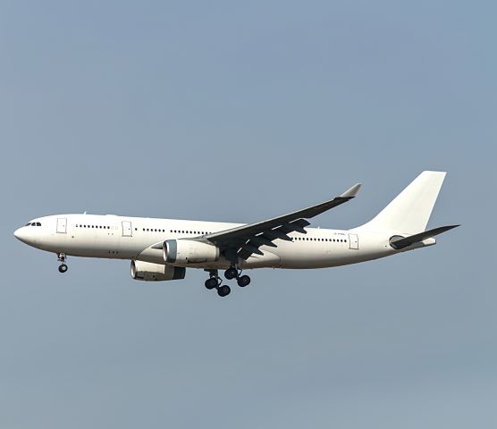 Airbus A330-200 (G-VYGL) - RRR 2124 on final for 22L from Brize Norton at DTW.