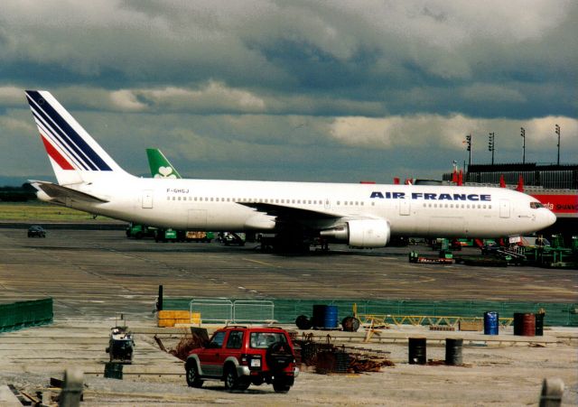 BOEING 767-300 (F-GHGJ)