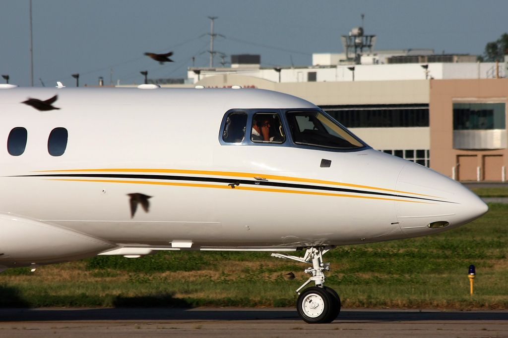 Hawker 800 (N816SE)