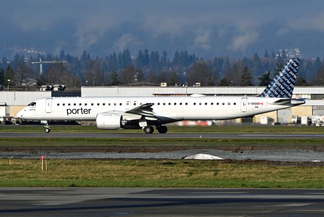 EMBRAER ERJ-190-400 (C-GKQQ)