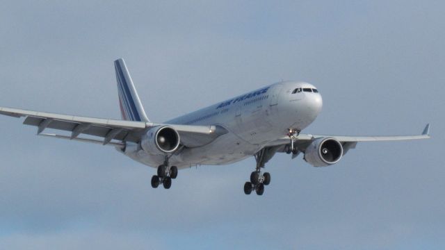 Airbus A330-300 (F-GZCC)