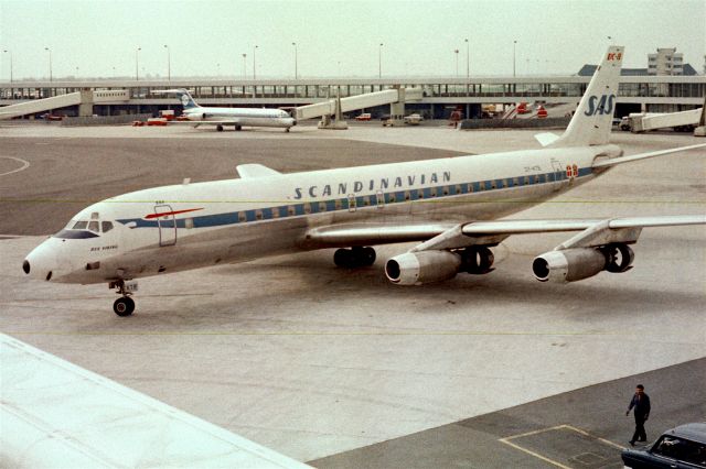 McDonnell Douglas Jet Trader (OY-KTB) - DC-8-33 in 1968 at Amsterdam