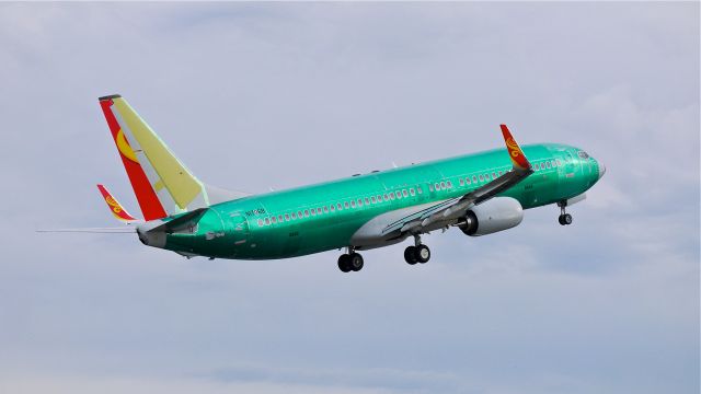 Boeing 737-800 (N1796B) - BOE885 from KRNT makes a missed approach to Rwy 16R during its B1 flight on 1/9/15. (ln 5243 / cn 41378).  