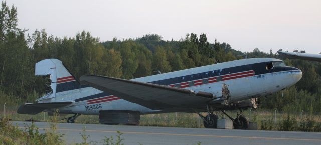 Douglas DC-3 (N19906) - Anyone know the story on this DC-3?