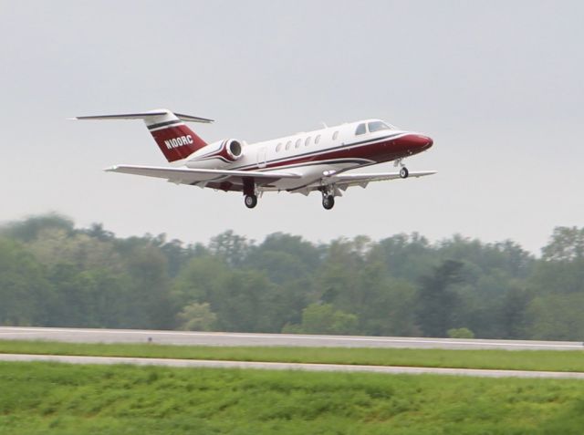 Cessna Citation CJ4 (N100RC) - N100RC departs runway 04 at KLEX en-route to Joe Foss Field KFSD.