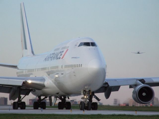 Boeing 747-400 (F-GITI)