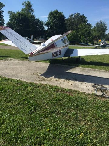 Beechcraft 35 Bonanza (N2102D) - V-Tail