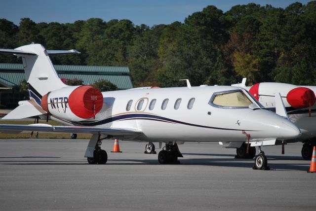 Learjet 31 (N77PY) - Registered Owner: Wal-Mart Stores Inc - 11/28/09