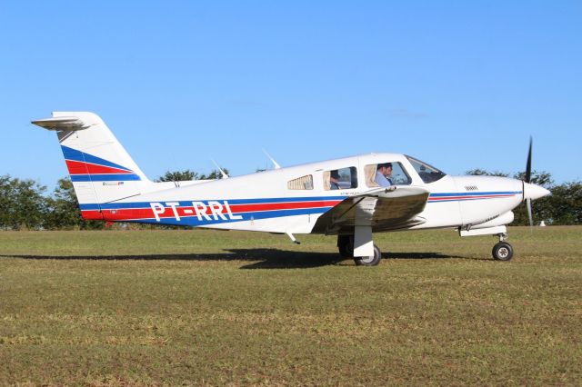 Piper Turbo Arrow 4 (PT-RRL) - (C) Daniel Popinga