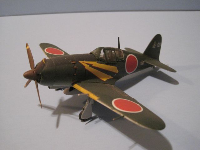 — — - Mitsubishi J2M "Jack" in 1/72 scale, Hasegawa kit.