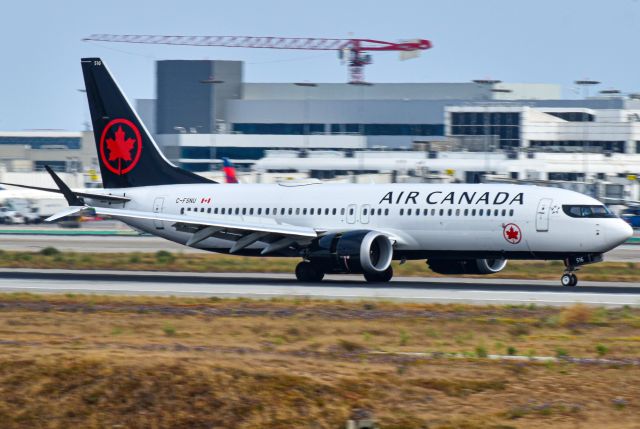 Boeing 737 MAX 8 (C-FSNU) - Air Canada 737 MAX 8 landing at LAX