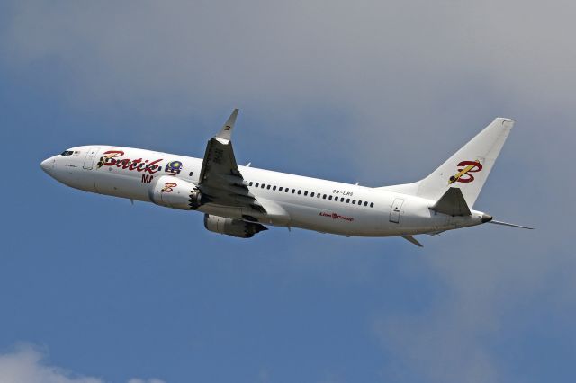 Boeing 737 MAX 8 (9M-LRS)