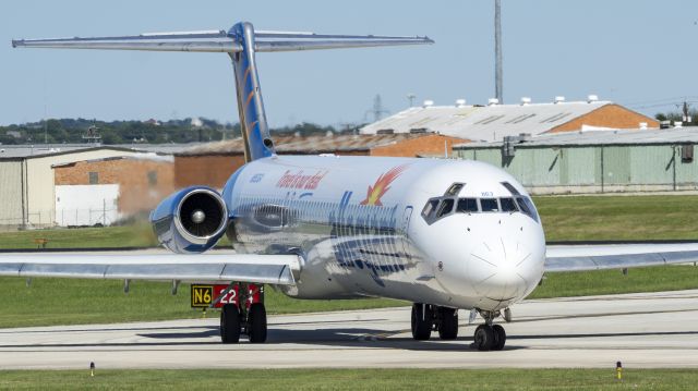 McDonnell Douglas MD-80 (N863GA)