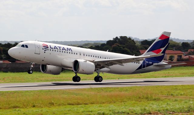 Airbus A320neo (PR-XBF)