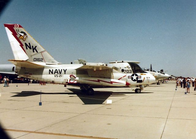 — — - KNLC - number 160162 at Lemoore NAS August 1984 Airshow. Shows VS-21 tail code NK and Ship 703