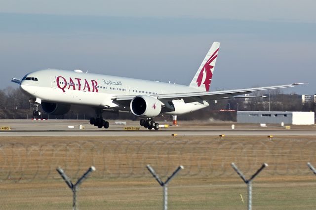 BOEING 777-300ER (A7-BAC)