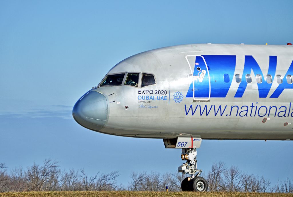 Boeing 757-200 (N567CA)