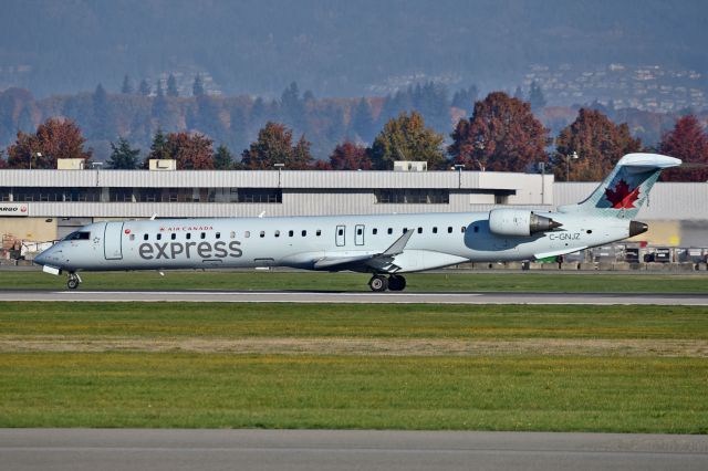 Canadair Regional Jet CRJ-900 (C-GNJZ)