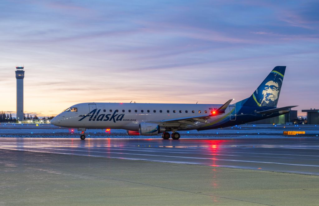 Embraer 175 (N627QX) - MORNING DEPARTURE, SPOKANE - SAN DIEGO 