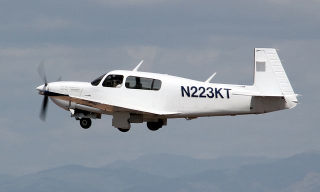 Mooney M-20 Turbo (N223KT)