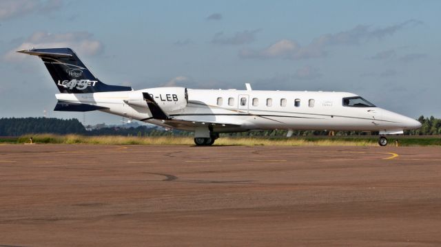 Learjet 45 (PR-LEB)