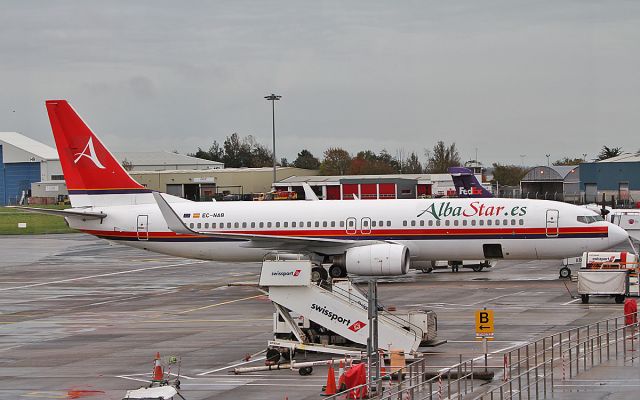 Boeing 737-800 (EC-NAB) - albastar b737-81q ec-nab at shannon 13/10/18.