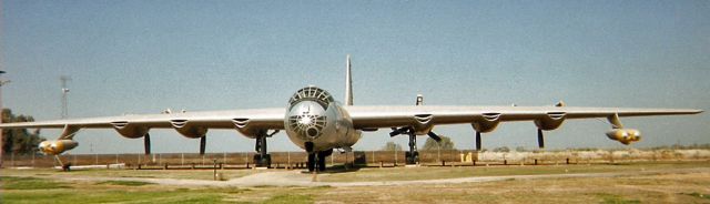 — — - Castle Air Museum B-36