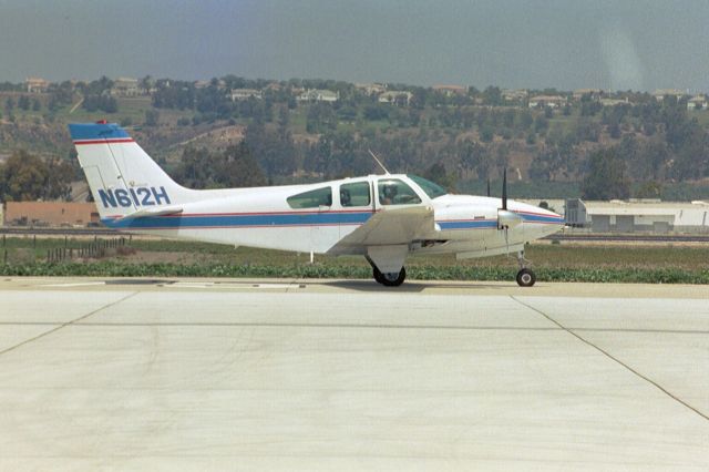 Beechcraft 55 Baron (N612H) - Jul-04