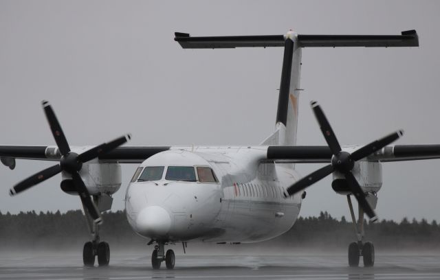 de Havilland Dash 8-300 (C-GPAR)