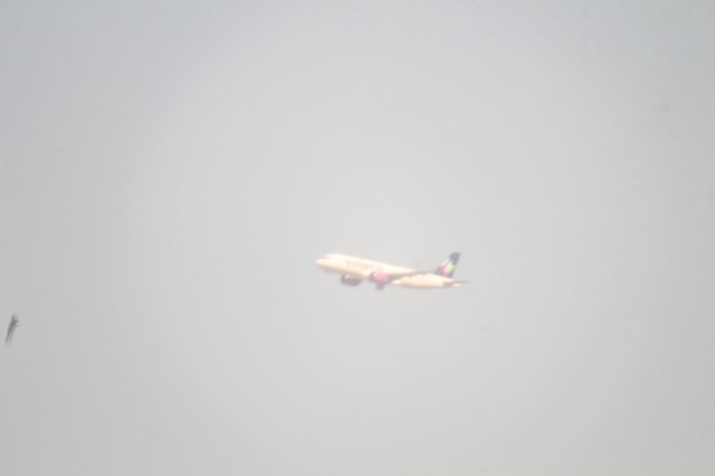 Airbus A320neo (XA-VSD) - Aterrizaje frustrado, go around