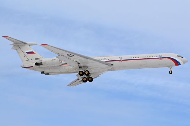 Ilyushin Il-62 (RA-86561)