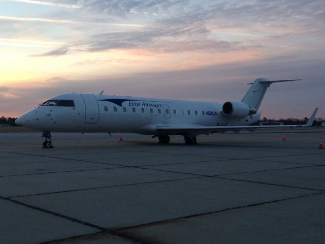 Canadair Regional Jet CRJ-100 (N97EA) - Elite Airways CRJ-100 on the Atlantic Aviation Ramp at KPHF. Dropped off the William & Mary Mens Basketball Team.