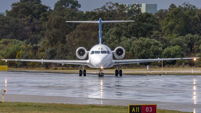 Fokker 70 (VH-NUZ)