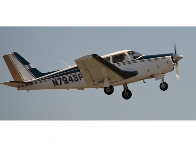 Piper PA-24 Comanche (N7943P) - Very nice aircraft!