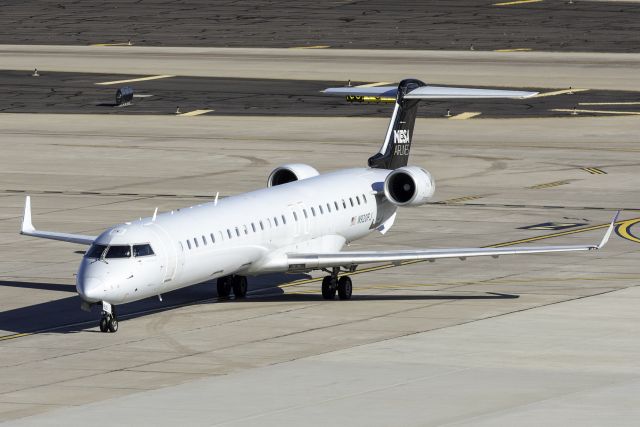 Canadair Regional Jet CRJ-900 (N920FJ)